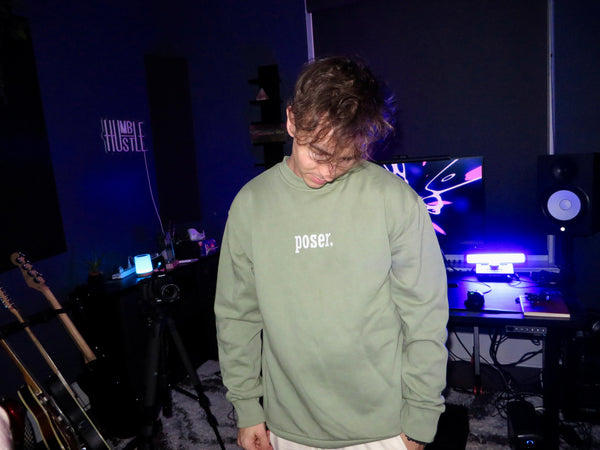 Kayko Minimalist Poser Crewneck