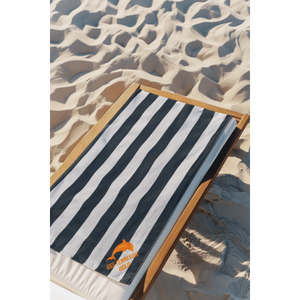 ai-generated-mockup-featuring-a-sublimated-beach-towel-m40915
